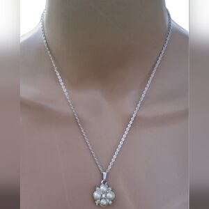 Vintage Sarah Coventry Silver Tone, Pearl & Rhinestone Flower Pendant Necklace